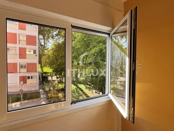 Apartamento T3 para Venda em Benfica