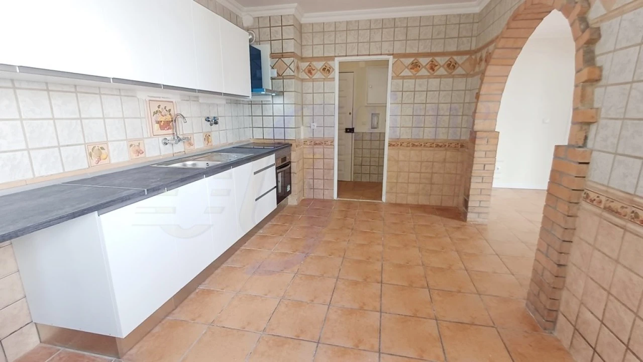 Apartamento T3 para Venda em Algueirão-Mem Martins Foto 5