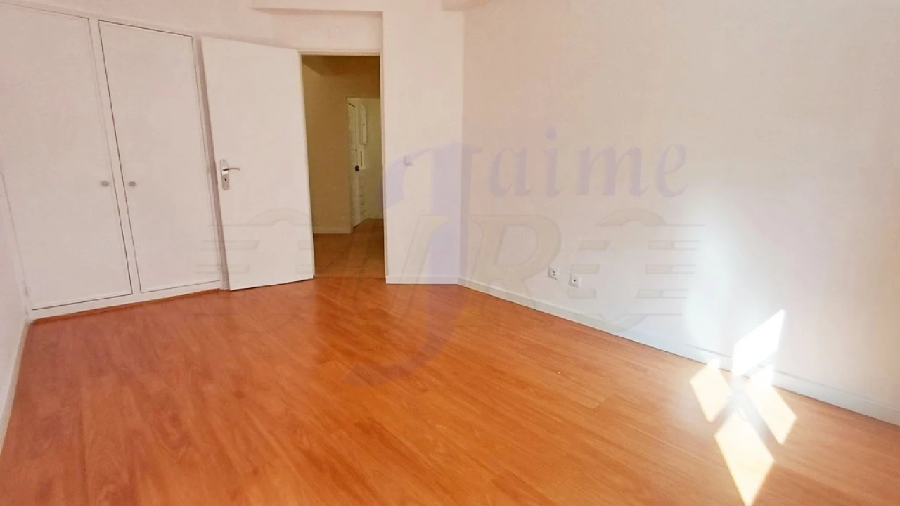 Apartamento T3 para Venda em Algueirão-Mem Martins Foto 13