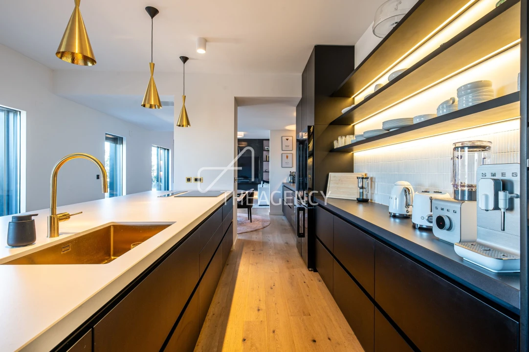 Apartamento T3 para Venda em Parque das Nações Foto 16