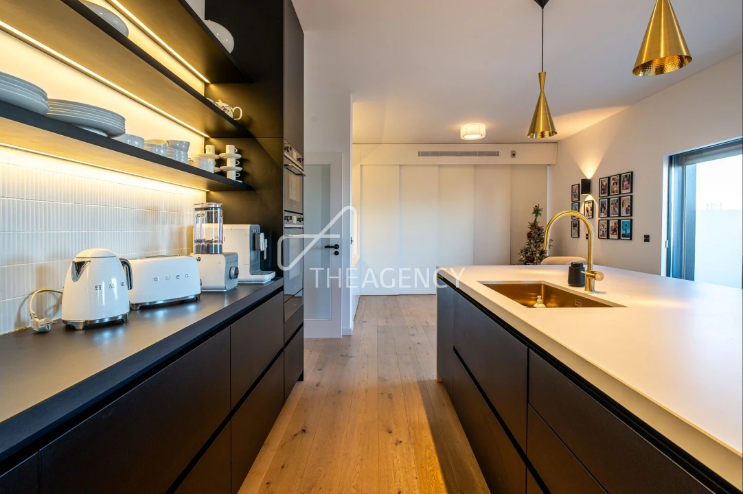 Apartamento T3 para Venda em Parque das Nações Foto 18