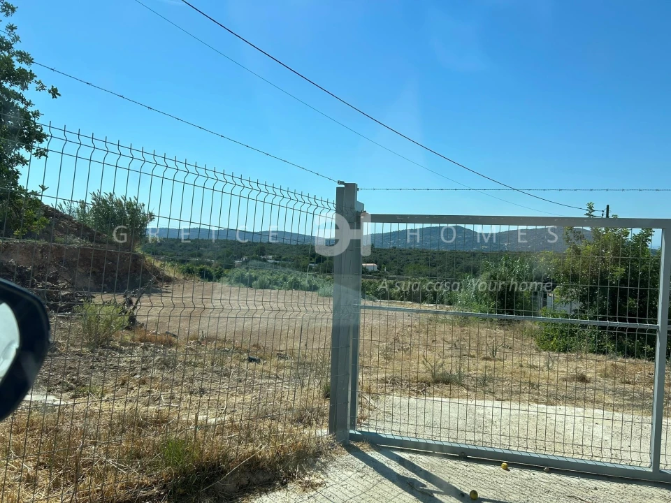 Terreno para Venda em São Brás de Alportel Foto 1