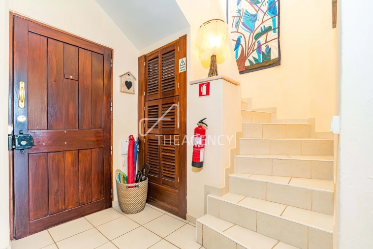 Apartamento T3 para Arrendamento em Quarteira Foto 25