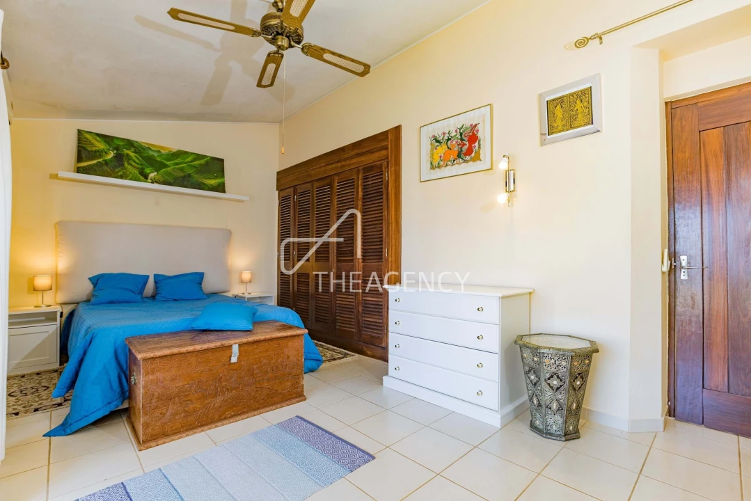 Apartamento T3 para Arrendamento em Quarteira Foto 17