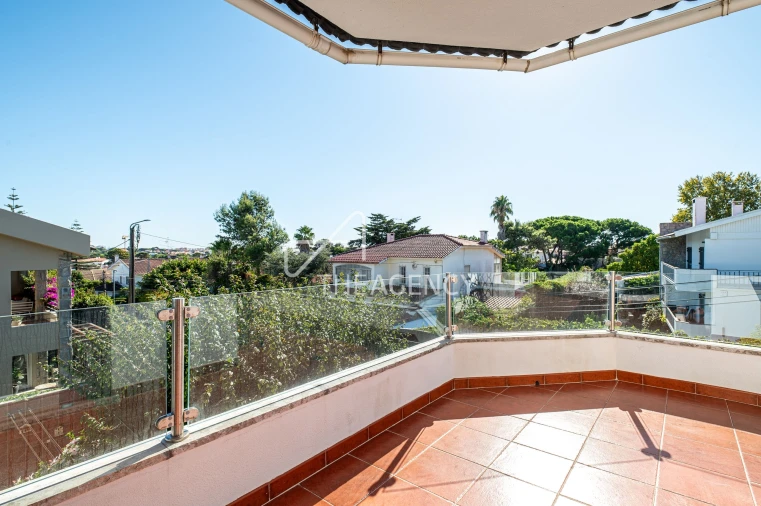 Moradia T5 para Venda em Cascais e Estoril Foto 24