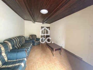 Moradia T5 para Venda em São Bento