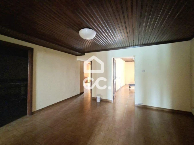 Moradia T5 para Venda em São Bento Foto 3