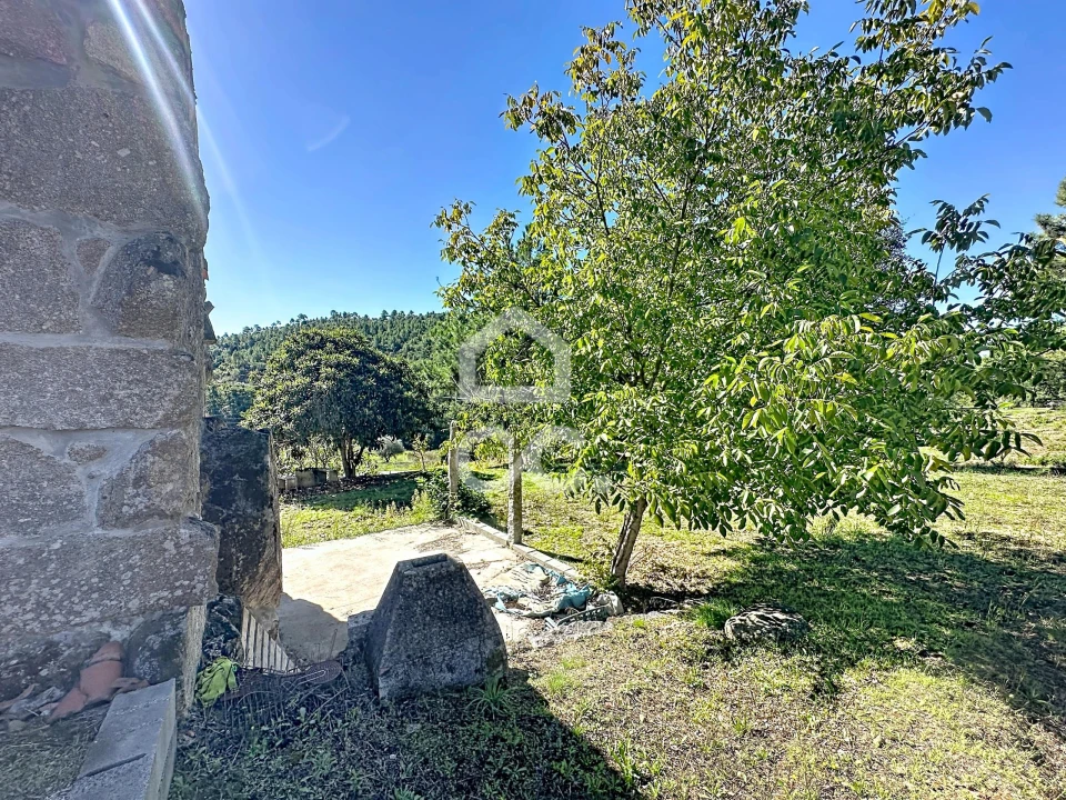 Moradia T2 para Venda em Anelhe Foto 25