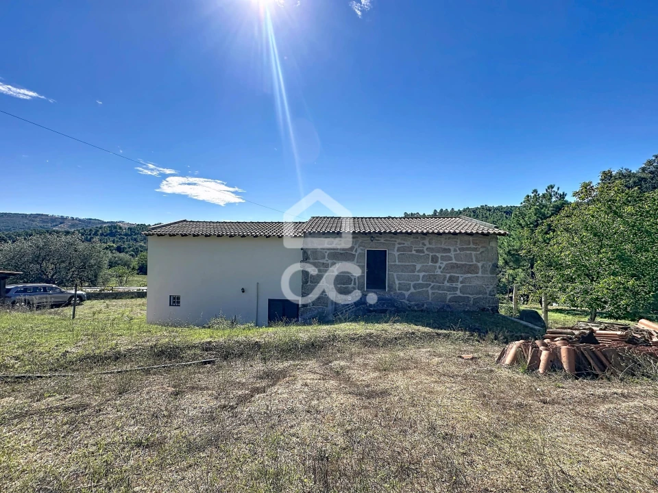 Moradia T2 para Venda em Anelhe Foto 27