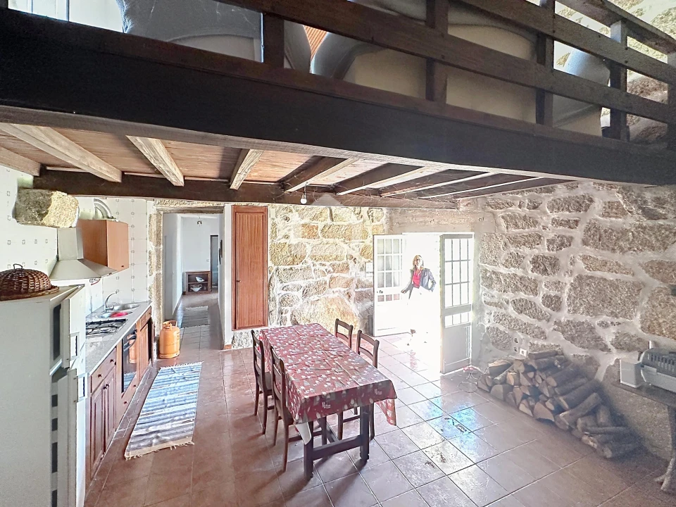 Moradia T2 para Venda em Anelhe Foto 14
