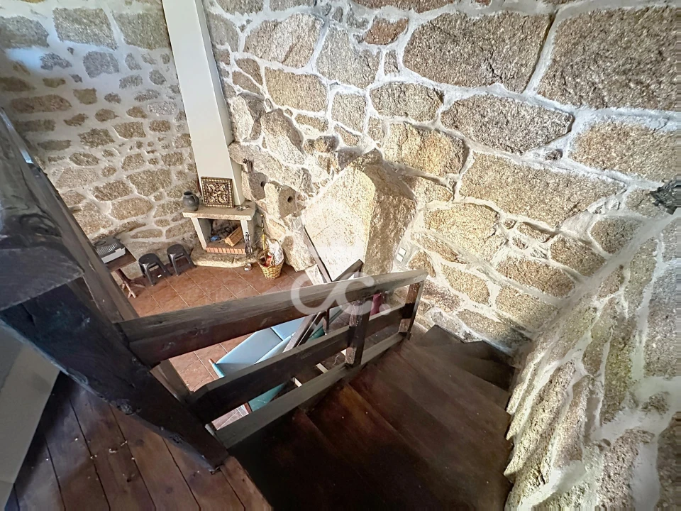 Moradia T2 para Venda em Anelhe Foto 24