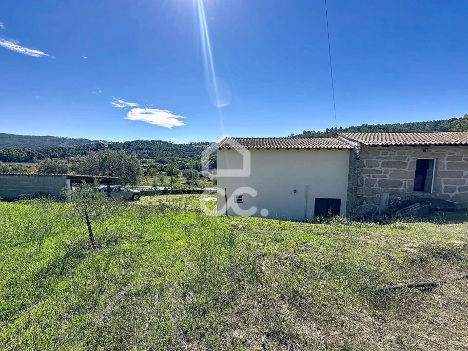 Moradia T2 para Venda em Anelhe Foto 28