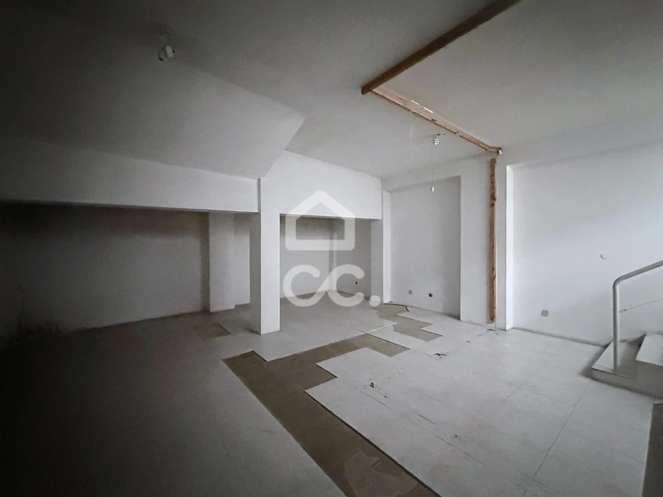 Negócio para Venda em Santa Maria Maior Foto 9