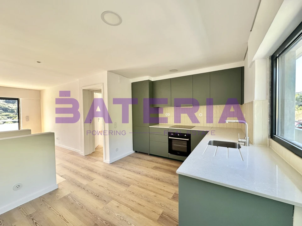 Apartamento T5 para Venda em Abrigada e Cabanas de Torres Foto 1