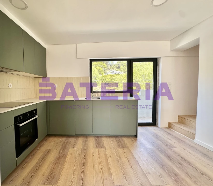 Apartamento T5 para Venda em Abrigada e Cabanas de Torres Foto 3