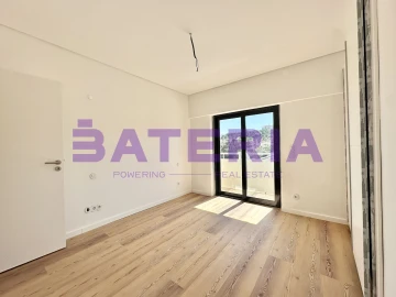 Apartamento T5 para Venda em Abrigada e Cabanas de Torres