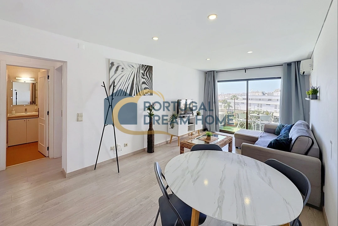 Apartamento T1 para Venda em Albufeira e Olhos de Água Foto 2