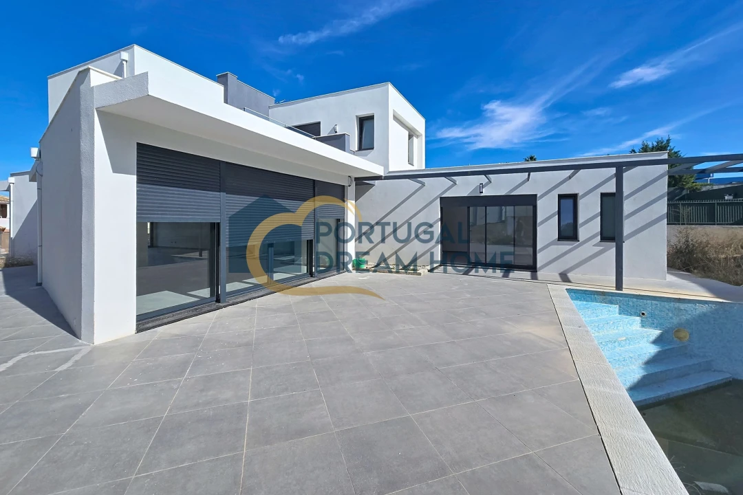 Moradia T4 para Venda em Albufeira e Olhos de Água Foto 23