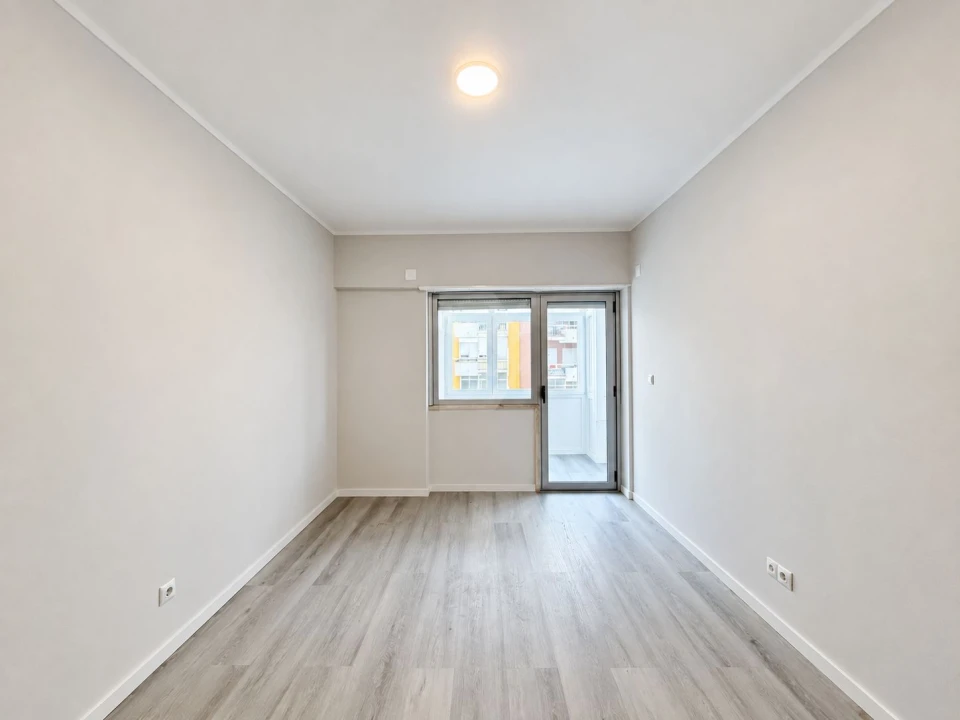 Apartamento T2 para Venda em Oeiras e São Julião da Barra, Paço de Arcos e Caxias Foto 12