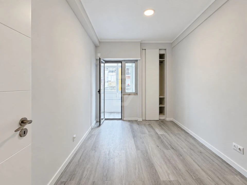 Apartamento T2 para Venda em Oeiras e São Julião da Barra, Paço de Arcos e Caxias Foto 16