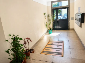 Apartamento T2 para Venda em Benfica