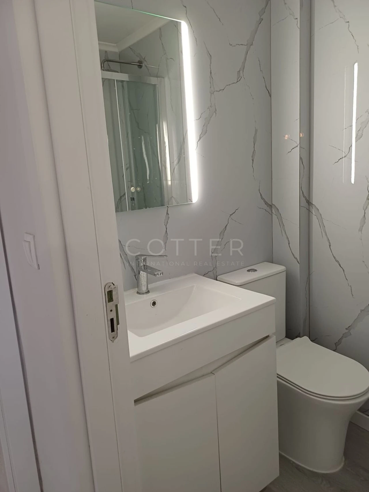 Apartamento T2 para Venda em Benfica Foto 16