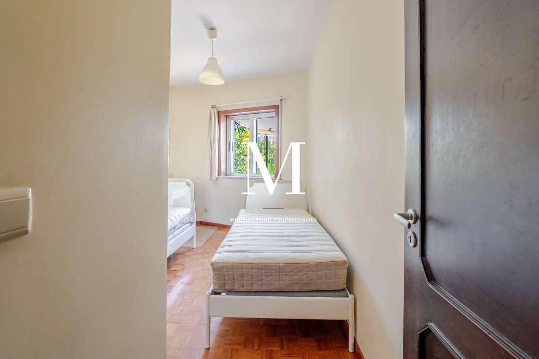 Apartamento T1 para Venda em Ramalde Foto 23