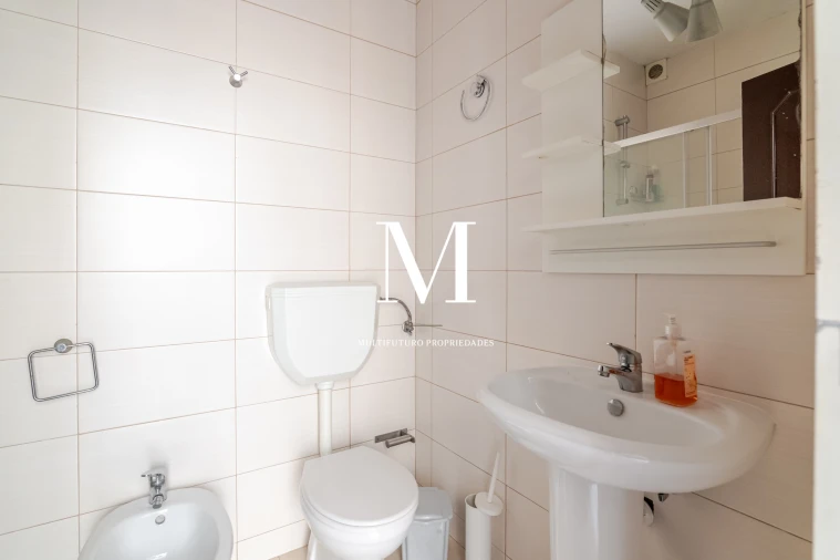 Apartamento T1 para Venda em Ramalde Foto 28