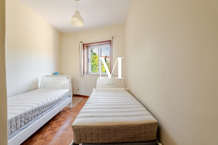 Apartamento T1 para Venda em Ramalde Foto 22