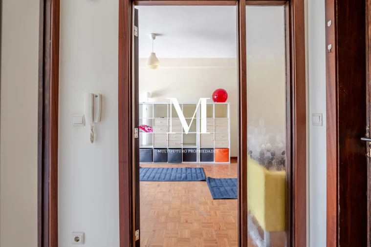 Apartamento T1 para Venda em Ramalde Foto 12