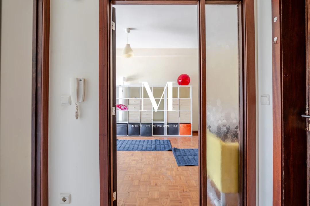 Apartamento T1 para Venda em Ramalde Foto 12