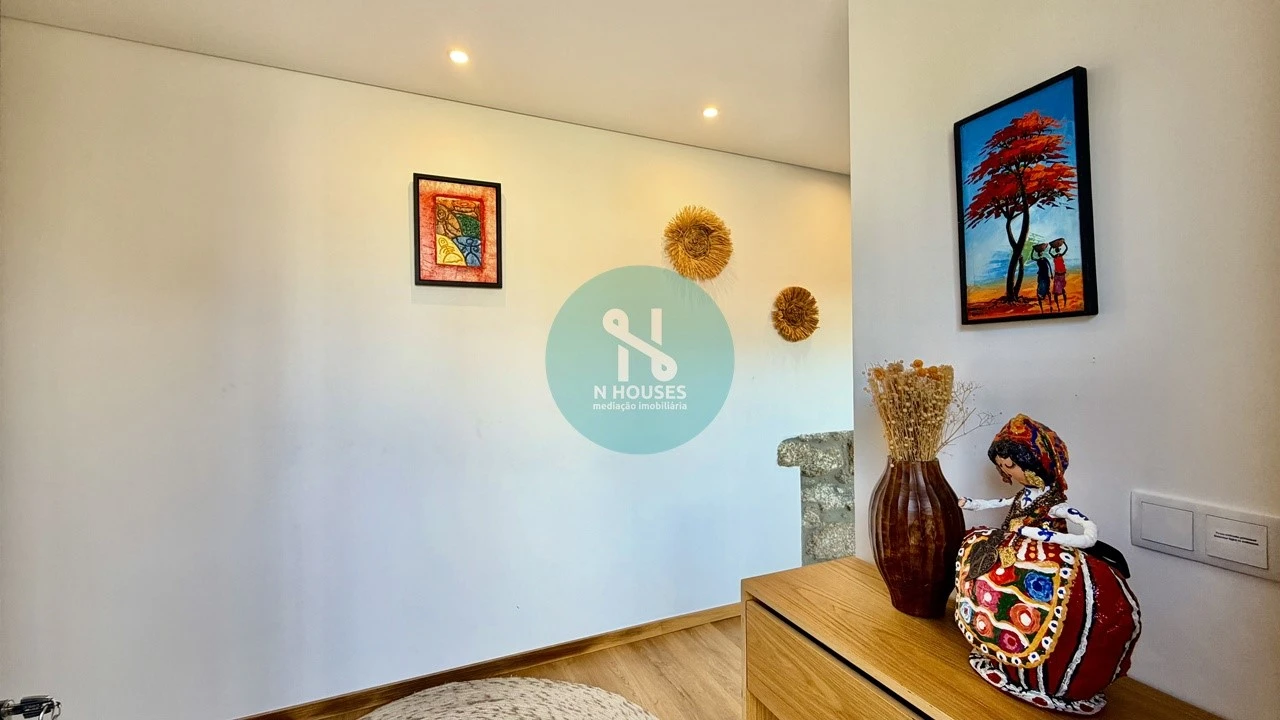 Quinta T2 para Venda em Travassos Foto 12