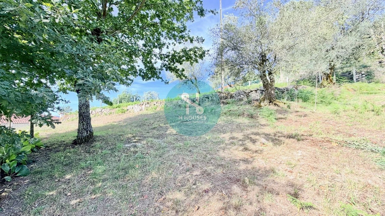 Quinta T2 para Venda em Travassos Foto 33