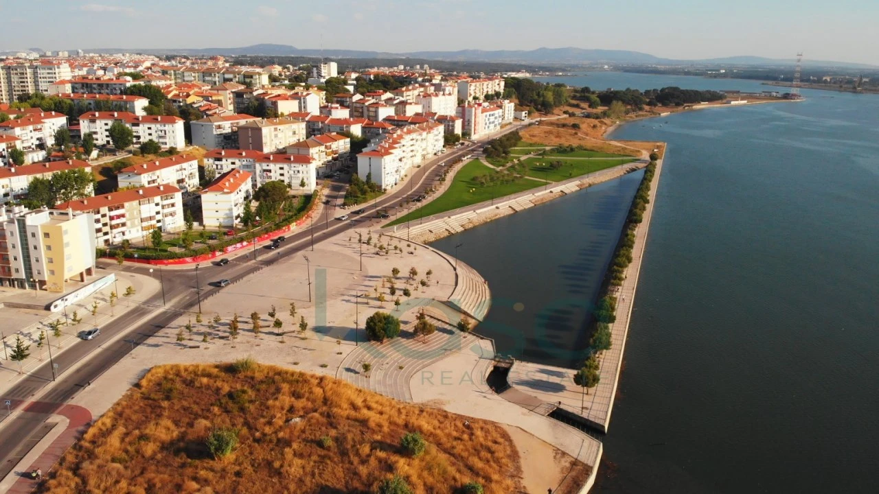 Moradia T1 para Venda em Barreiro e Lavradio Foto 22
