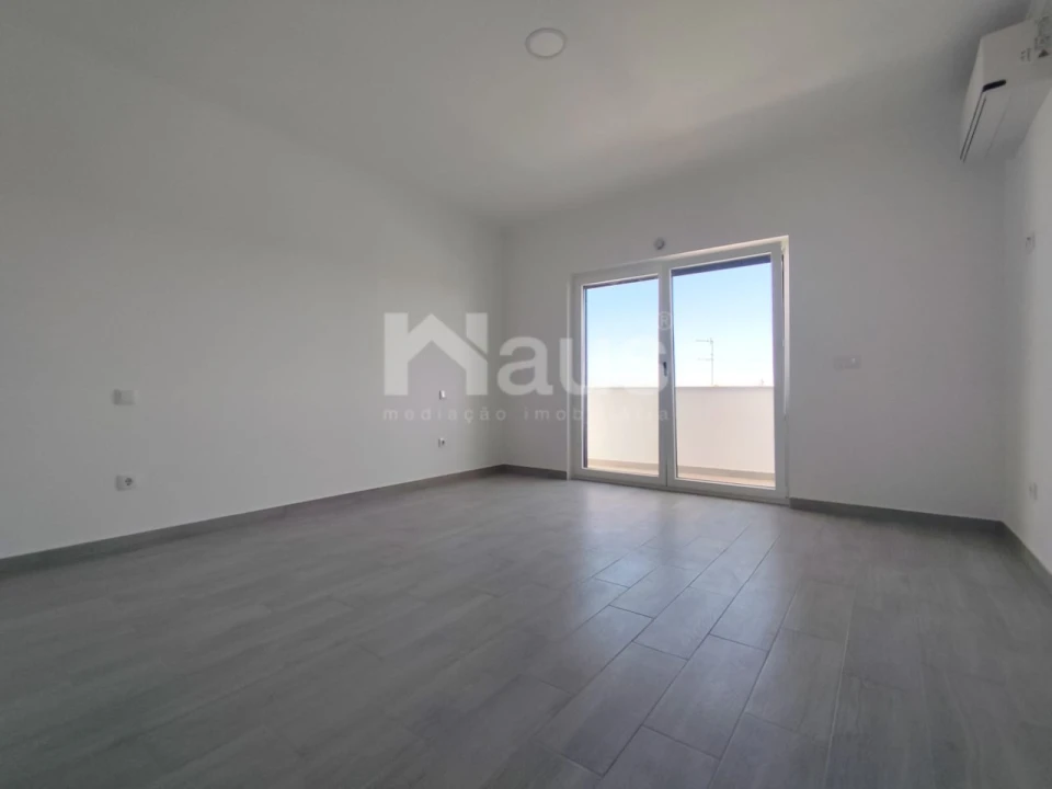 Moradia T4 para Venda em Atalaia e Alto Estanqueiro-Jardia Foto 21