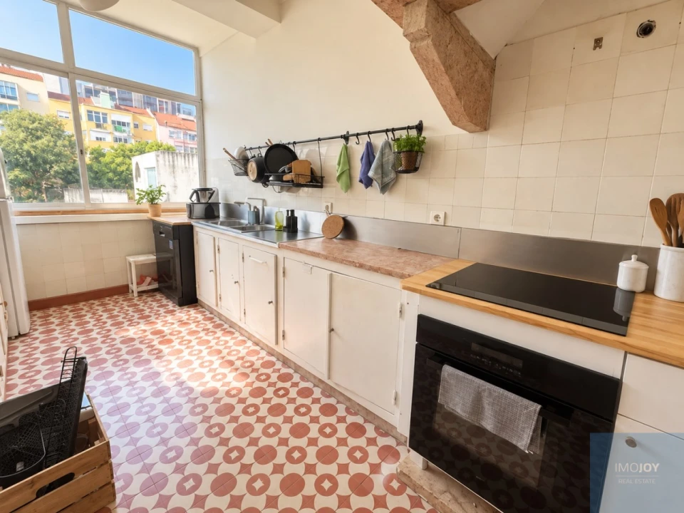 Apartamento T4 para Arrendamento em Alvalade Foto 7