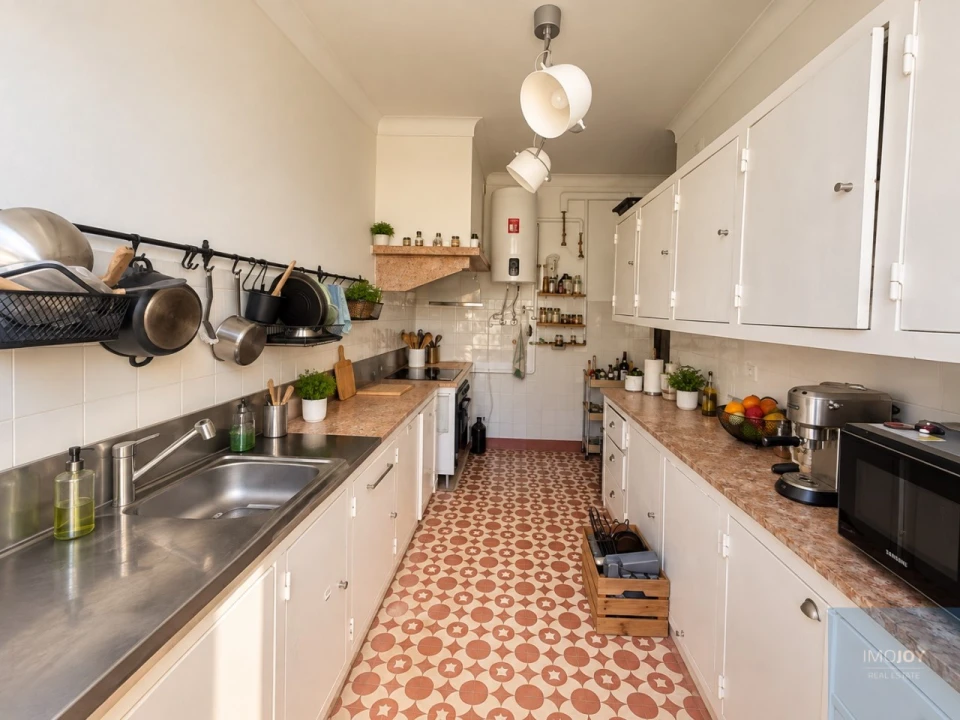 Apartamento T4 para Arrendamento em Alvalade Foto 8