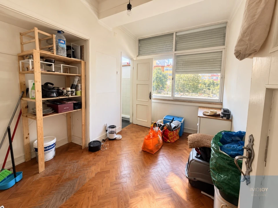 Apartamento T4 para Arrendamento em Alvalade Foto 11