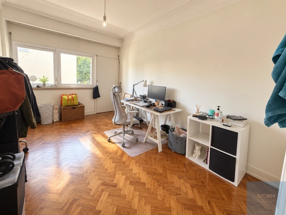 Apartamento T4 para Arrendamento em Alvalade Foto 13