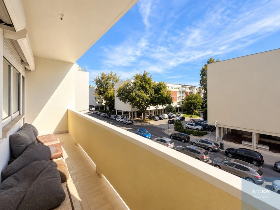 Apartamento T4 para Arrendamento em Alvalade Foto 15