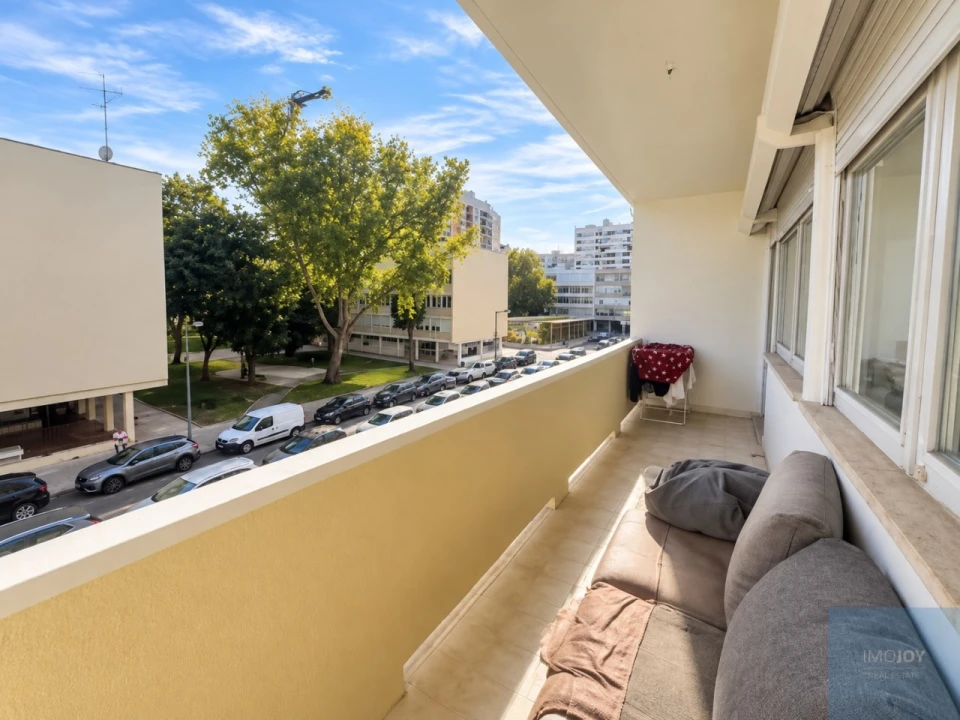 Apartamento T4 para Arrendamento em Alvalade Foto 16