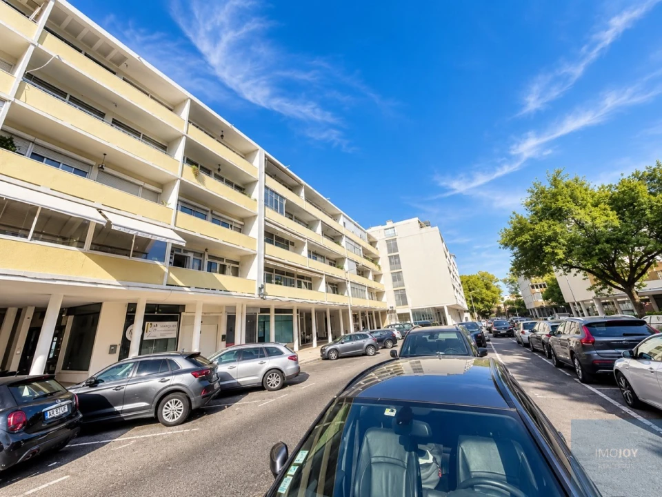 Apartamento T4 para Arrendamento em Alvalade Foto 30