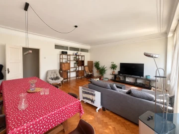 Apartamento T4 para Arrendamento em Alvalade