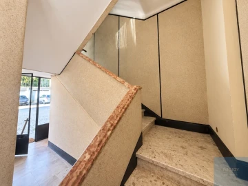 Apartamento T4 para Arrendamento em Alvalade