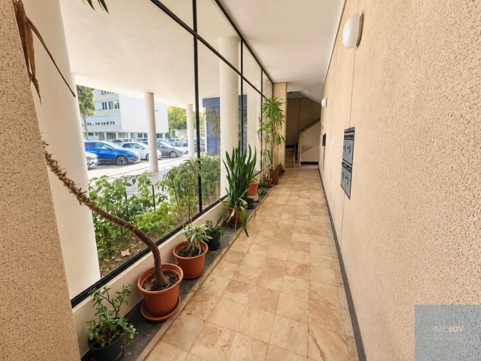 Apartamento T4 para Arrendamento em Alvalade Foto 25