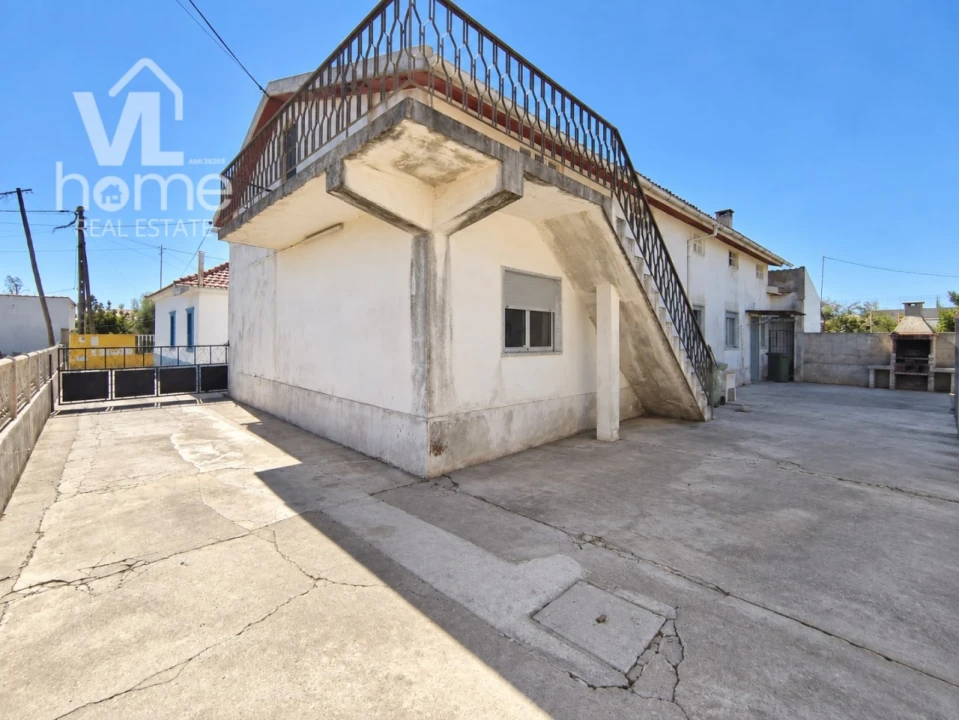 Moradia T3 para Venda em Maceira Foto 3