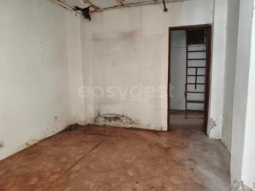 Moradia T2 para Venda em Amiais de Baixo
