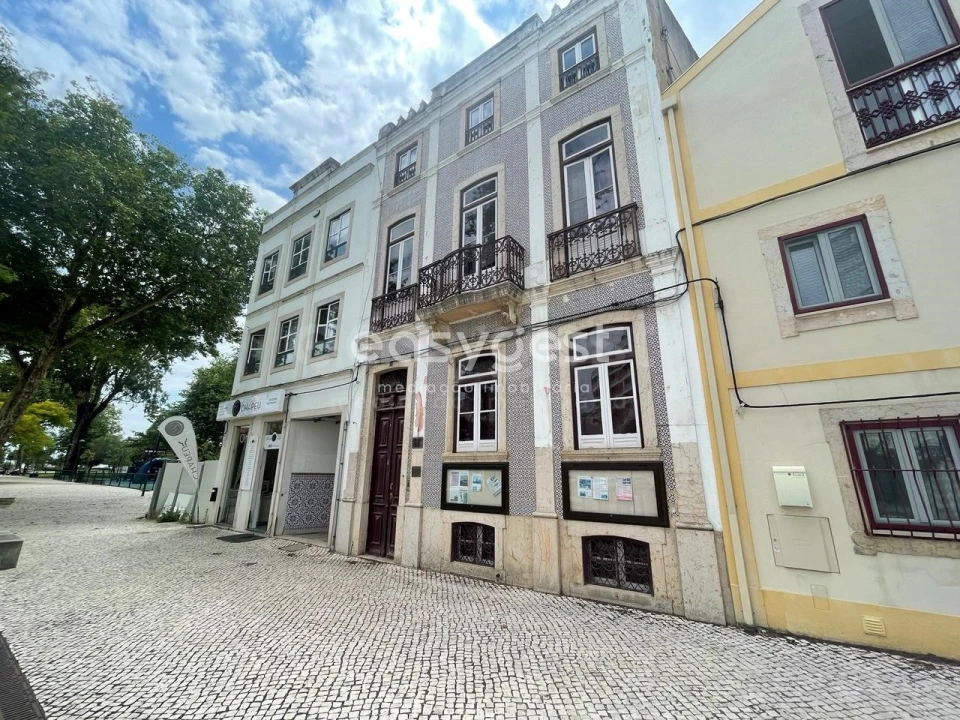 Prédio para Venda em Buarcos Foto 4