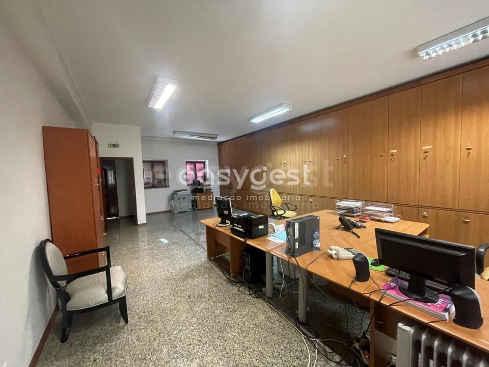 Prédio para Venda em Buarcos Foto 15