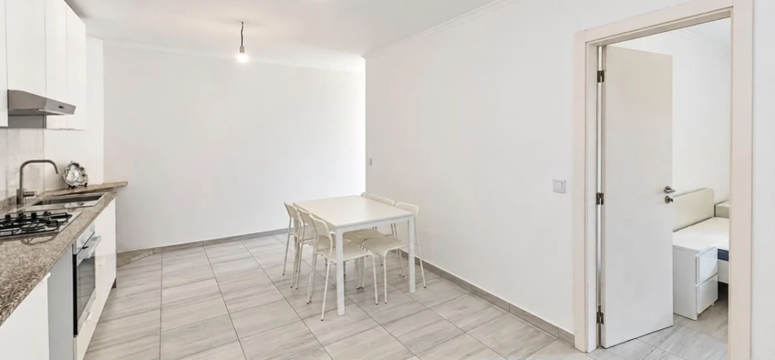 Moradia T2 para Arrendamento em Queirã Foto 3